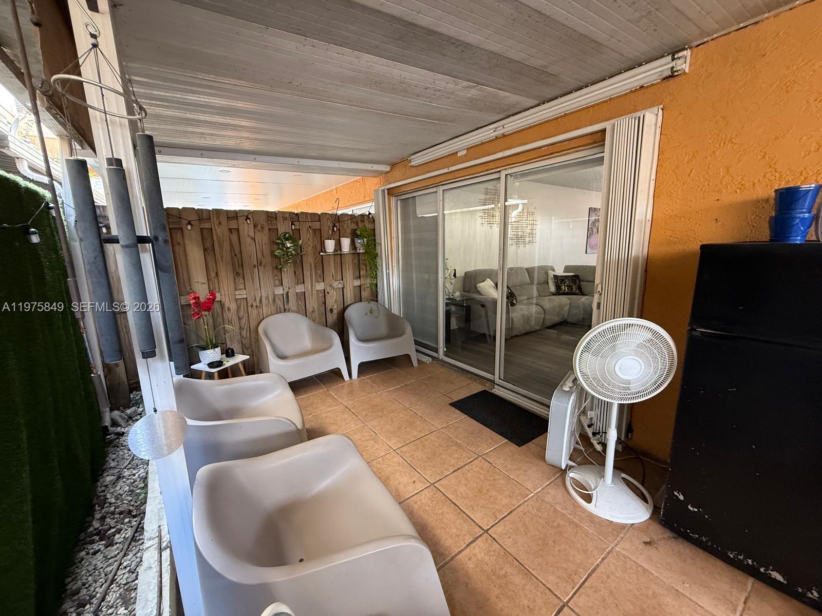 PASEO REAL CONDO - Residential