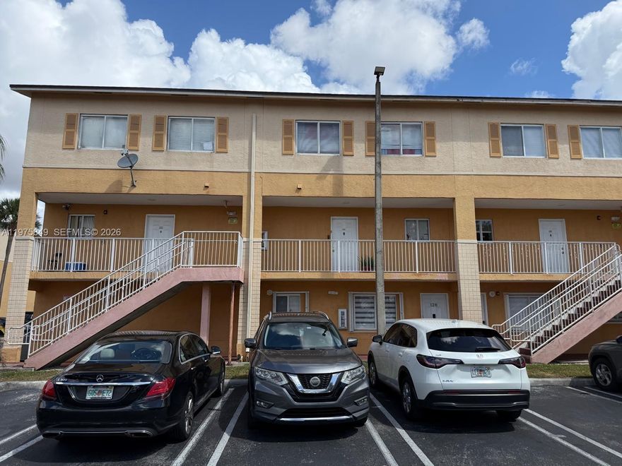 Beautiful 3-bedroom, 2-bathroom first-floor condo located in the highly desirable Kendale Lakes community in Miami. This spacious unit offers a functional layout with generous living and dining areas, perfect for comfortable everyday living and entertaining. The primary suite features ample closet space and a private bath, while the additional bedrooms are well-sized and versatile.
Enjoy the convenience of a large in-unit laundry room with plenty of storage space. Being on the first floor provides easy access and added comfort. The property includes two assigned parking spaces — a rare and valuable feature in the area.
Ideally situated near top-rated schools, parks, shopping centers, restaurants, and major roadways for easy commuting. Just minutes from Kendale Lakes Golf & Country Club and local shopping destinations like Kendale Lakes Plaza.
Perfect for homeowners or investors alike — don’t miss this opportunity to own in one of Miami’s most established and sought-after neighborhoods!