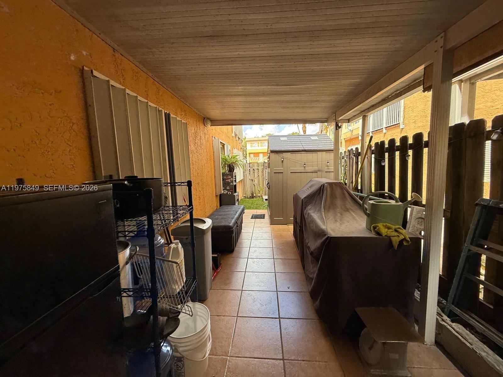 PASEO REAL CONDO - Residential