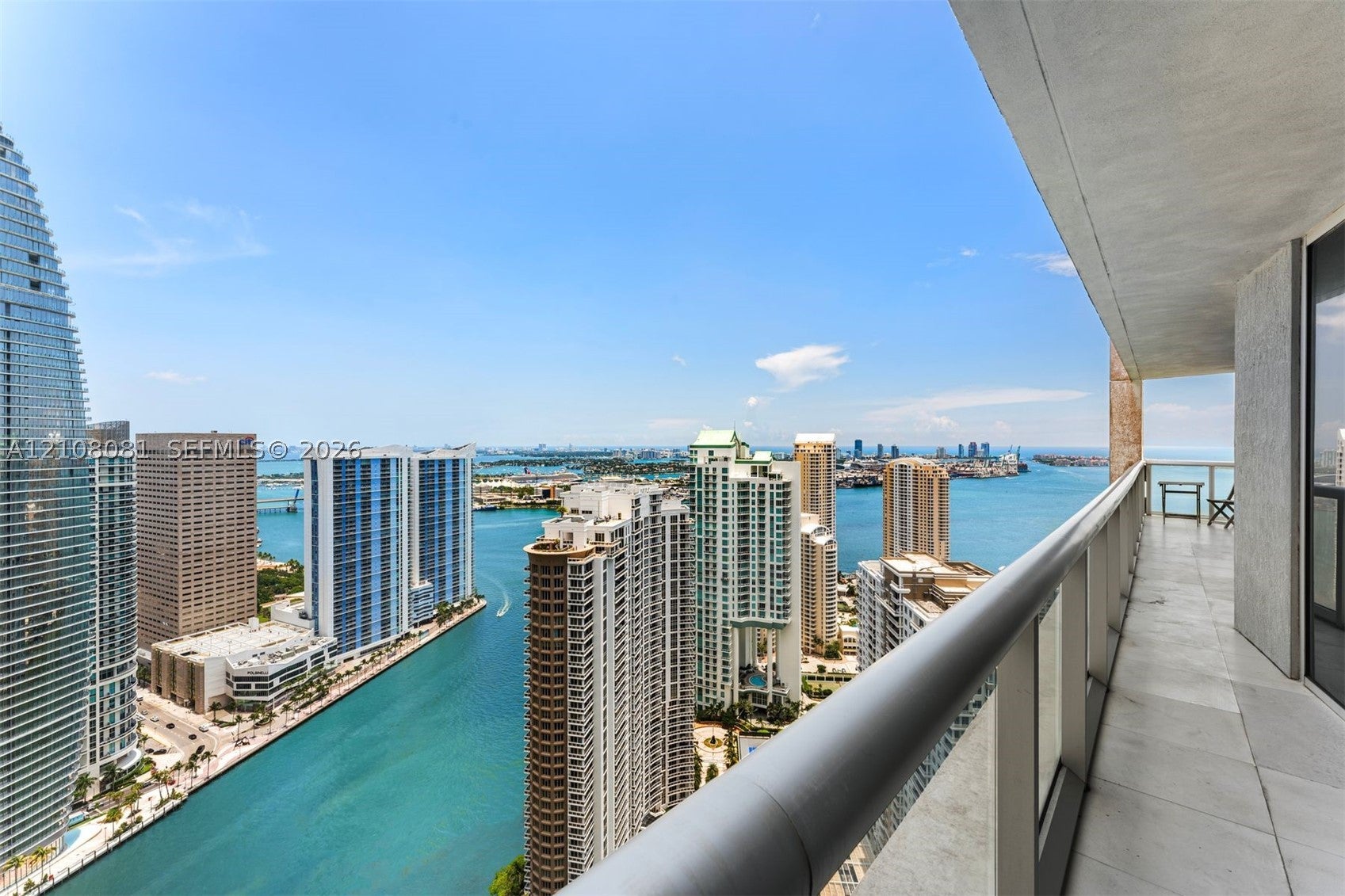 495 Brickell Ave 4502