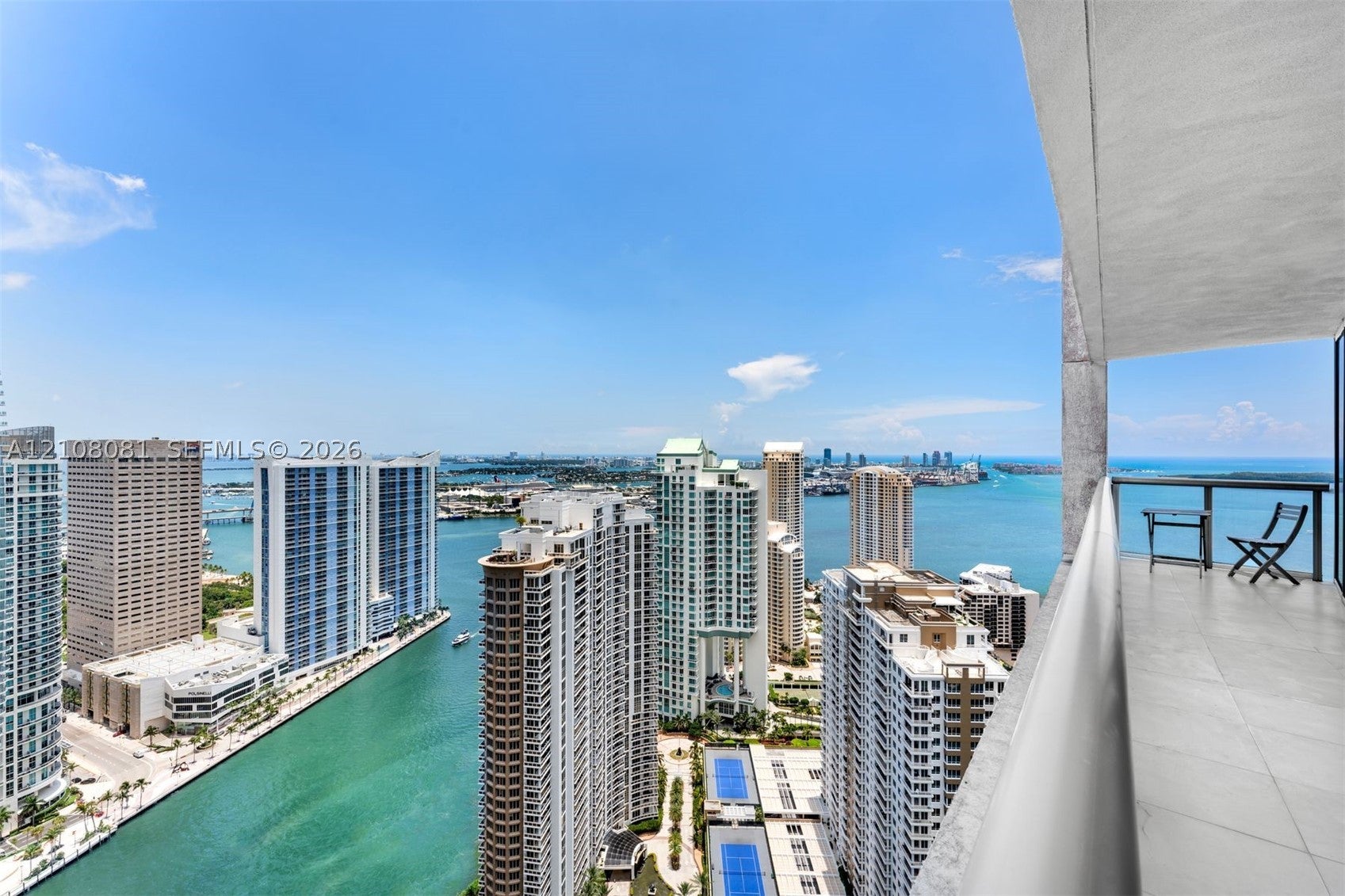 495 Brickell Ave 4502