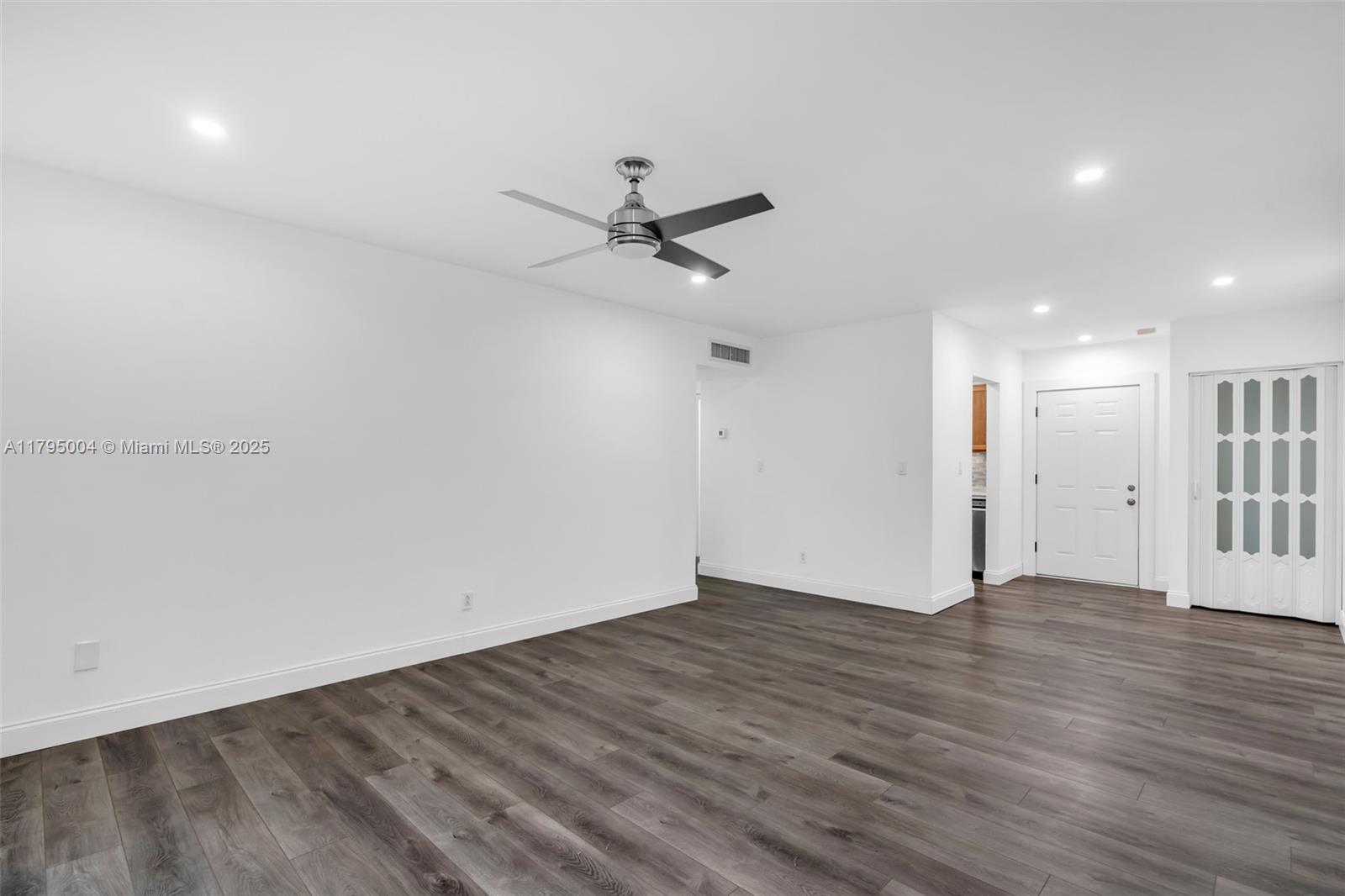 13712 SW 90th Ave 23