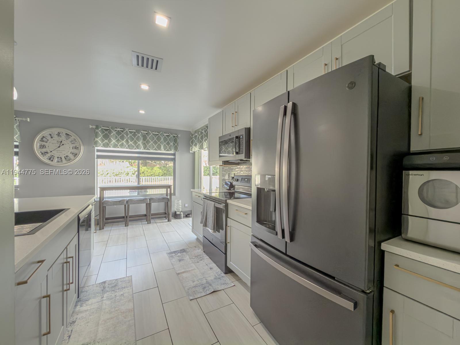 SILVER LAKES PHASE II REP - Residential