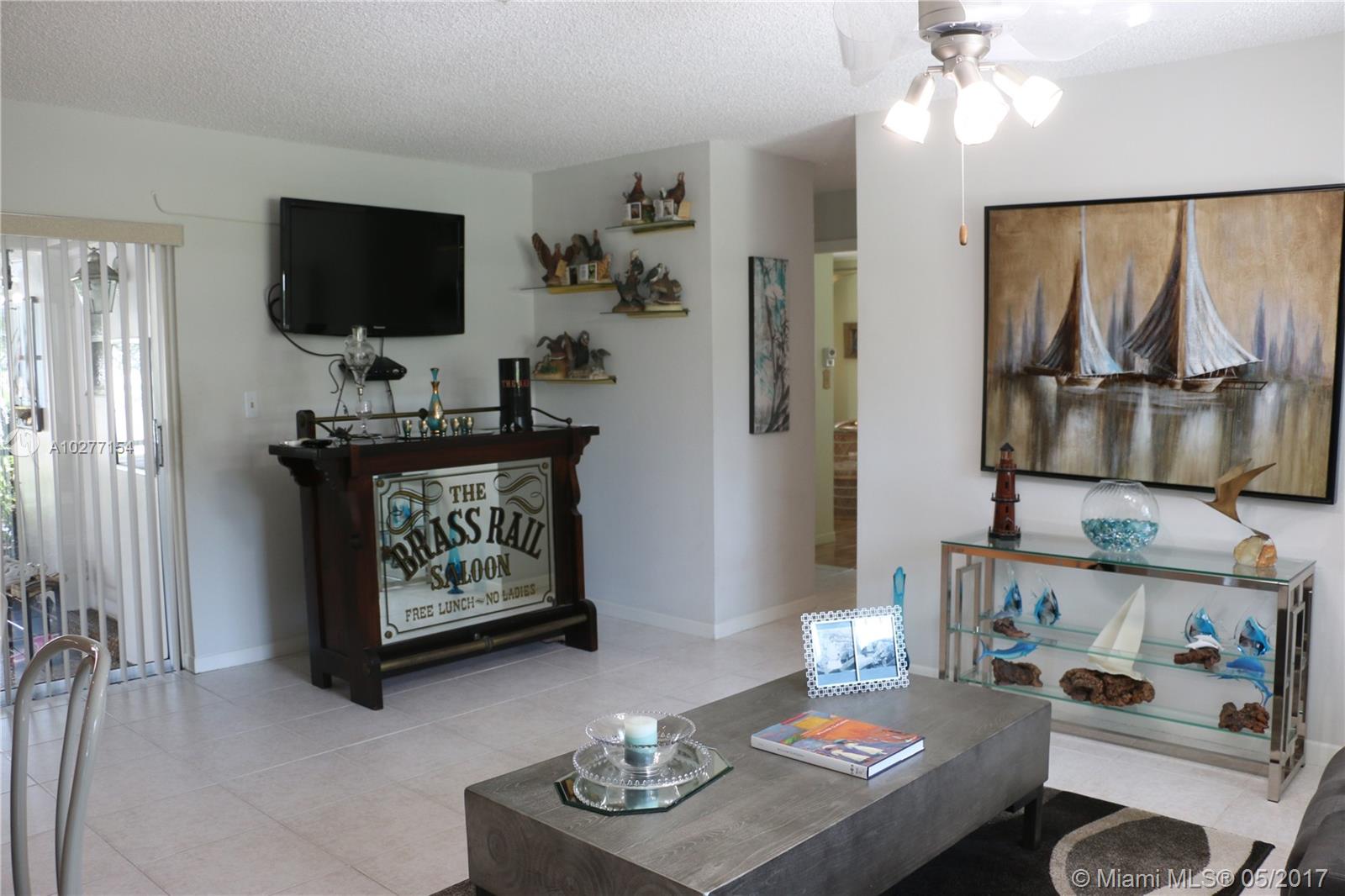 ARROWHEAD GOLF AND TENNIS - Residential