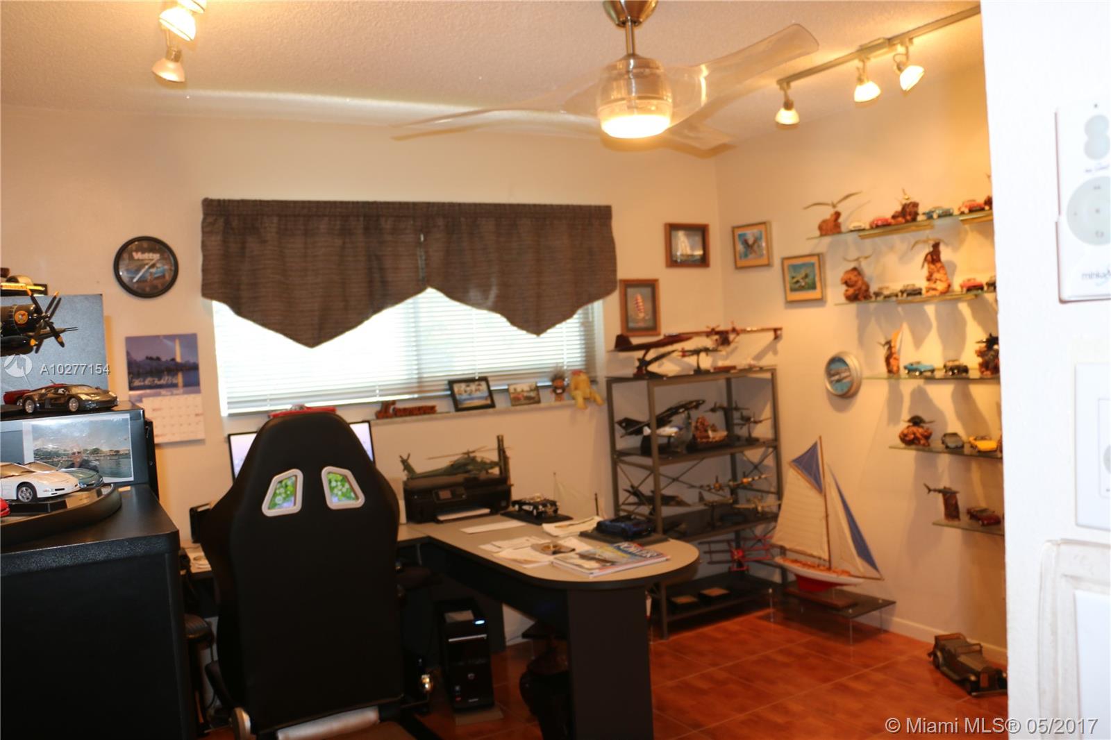 ARROWHEAD GOLF AND TENNIS - Residential