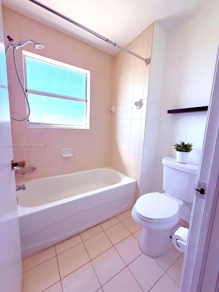 VENETIA GROVE - Residential