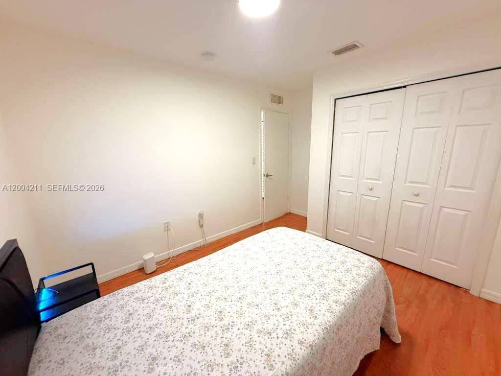 VENETIA GROVE - Residential