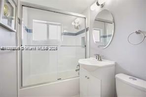 2442 Bimini Ln