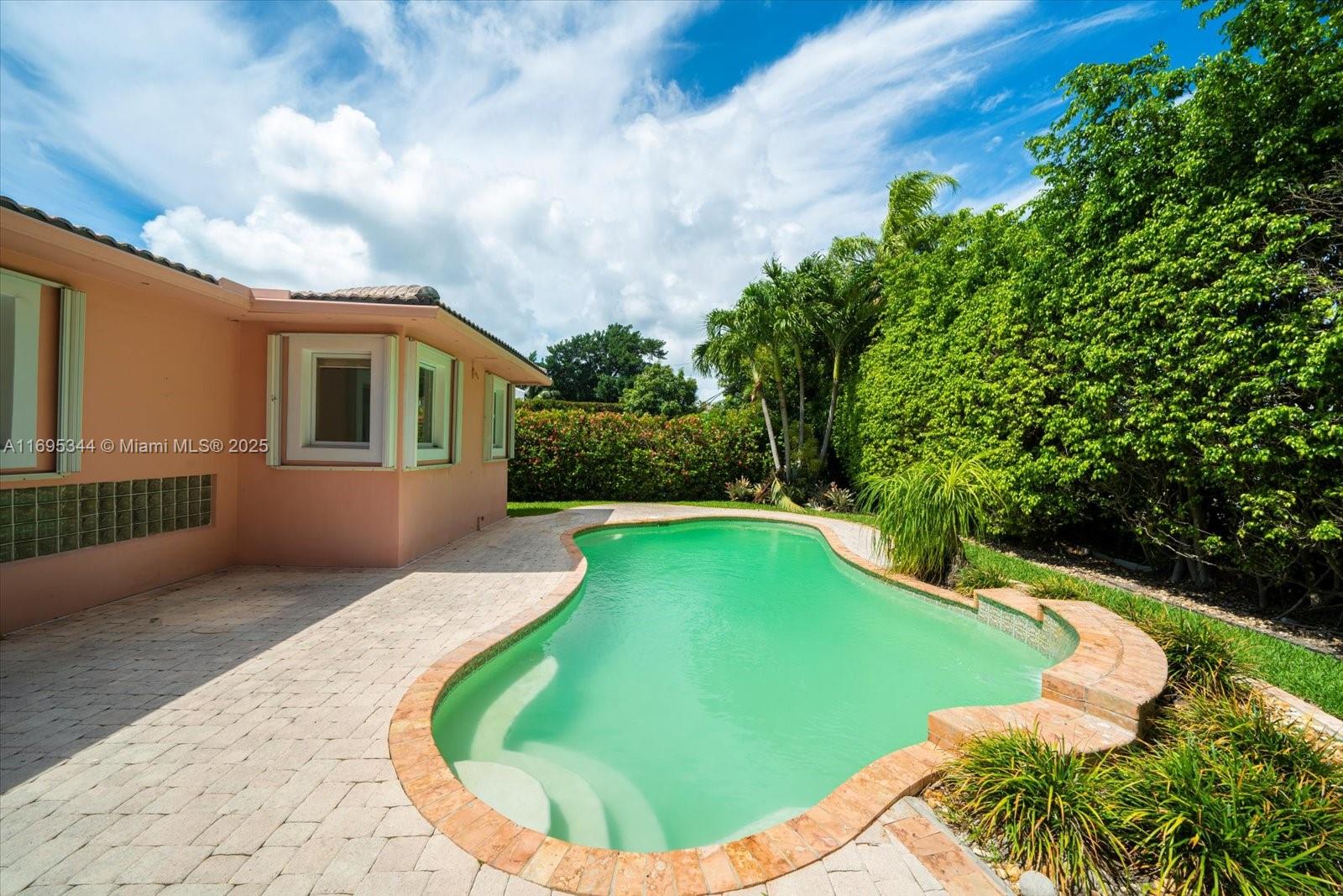 NAUTILUS EXTENSION 2ND - Residential