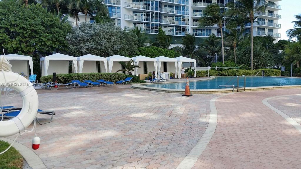 Photo of 3001 S Ocean Dr #729, Hollywood, FL 33019 (MLS # A11394296)