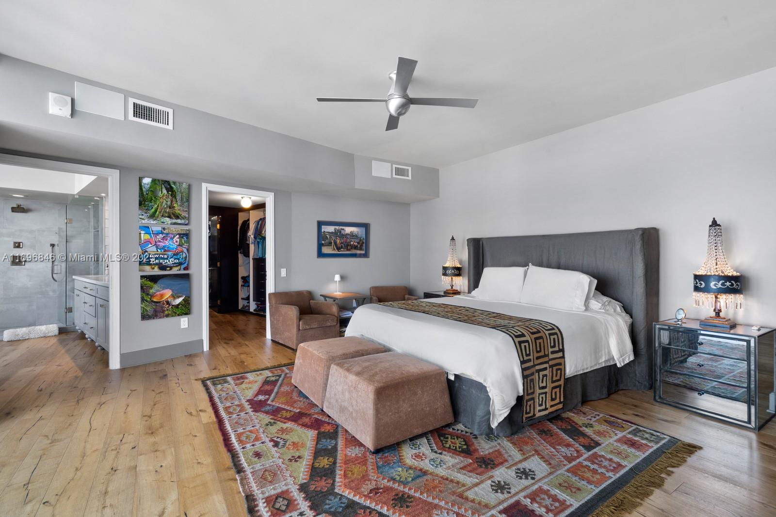ICON SOUTH BEACH CONDO - Residential