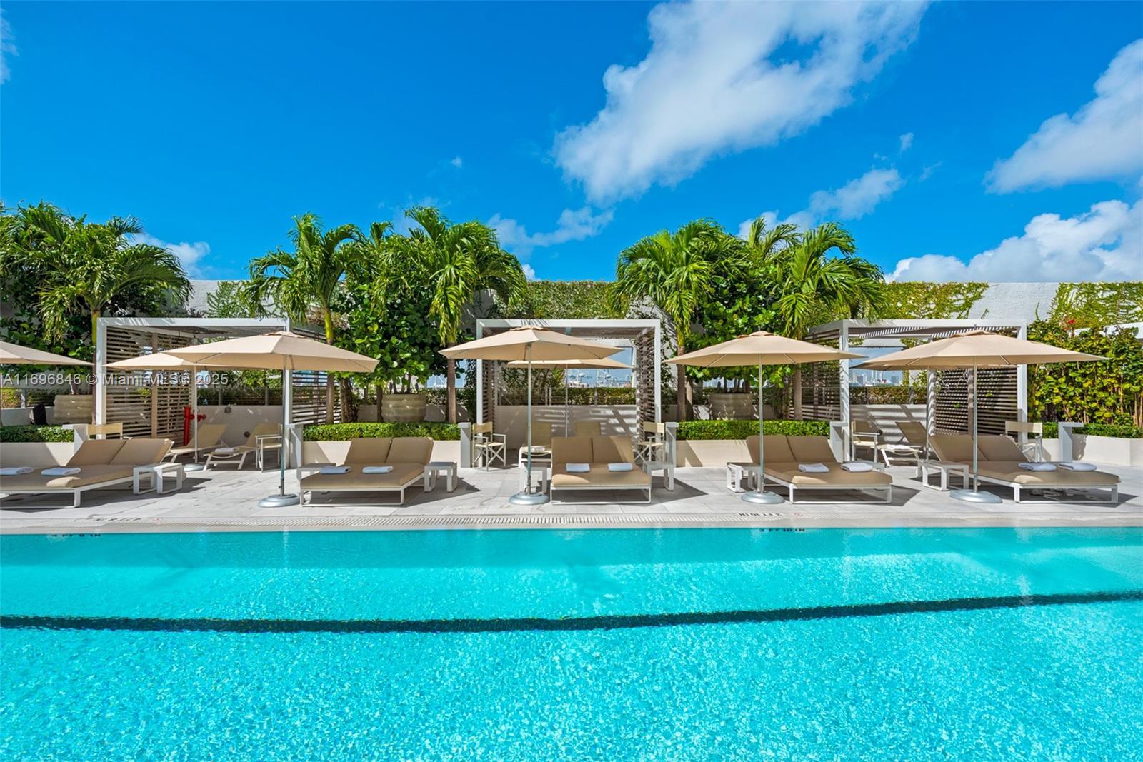 ICON SOUTH BEACH CONDO - Residential