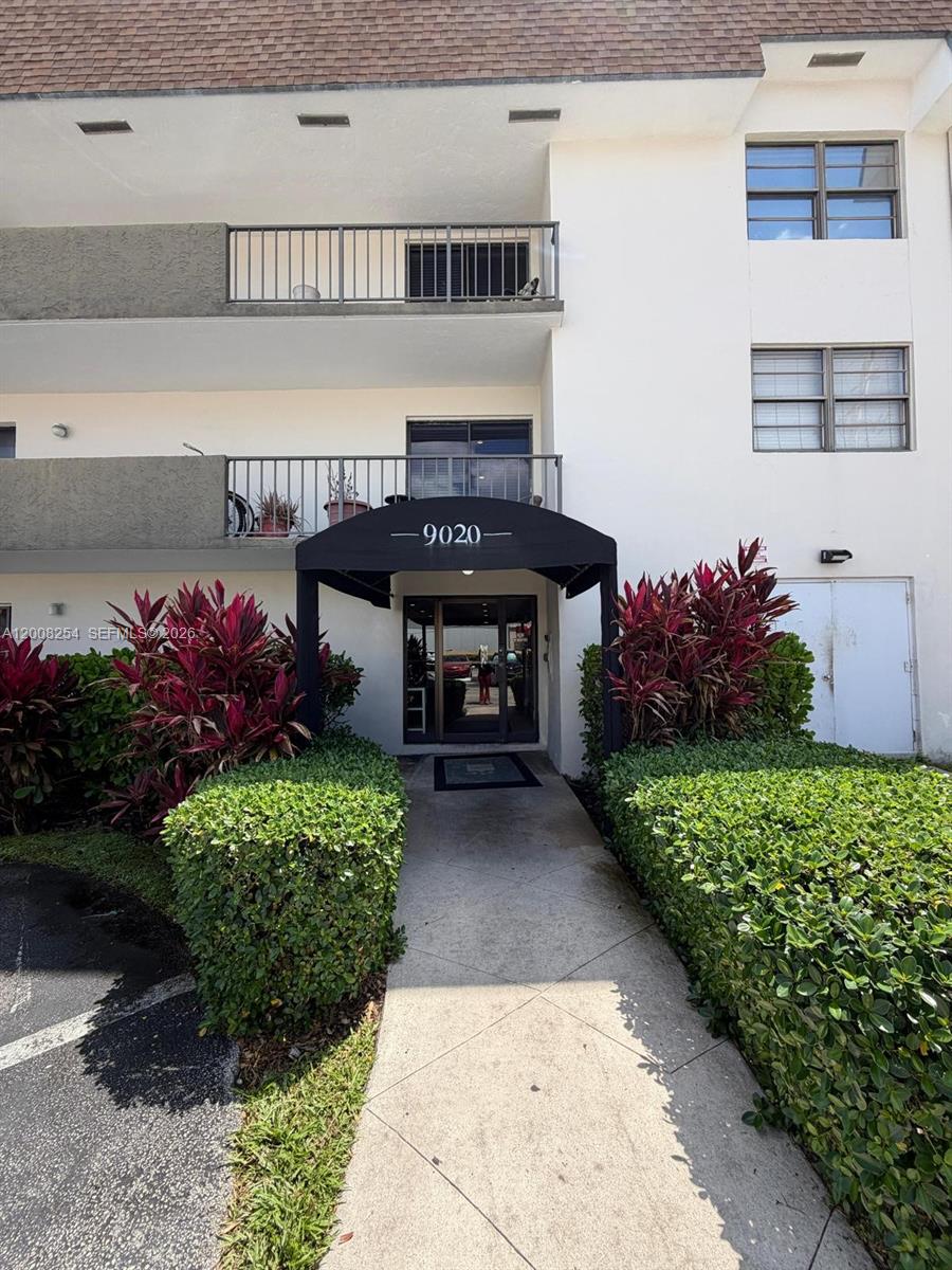 MIAMI SHORES CONDO - Residential