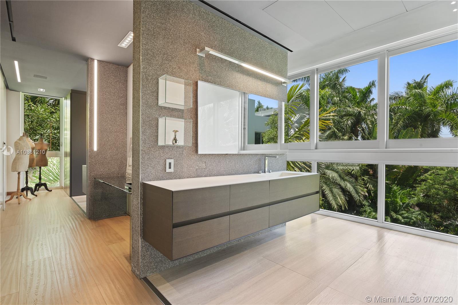 HIBISCUS ISLAND - Residential