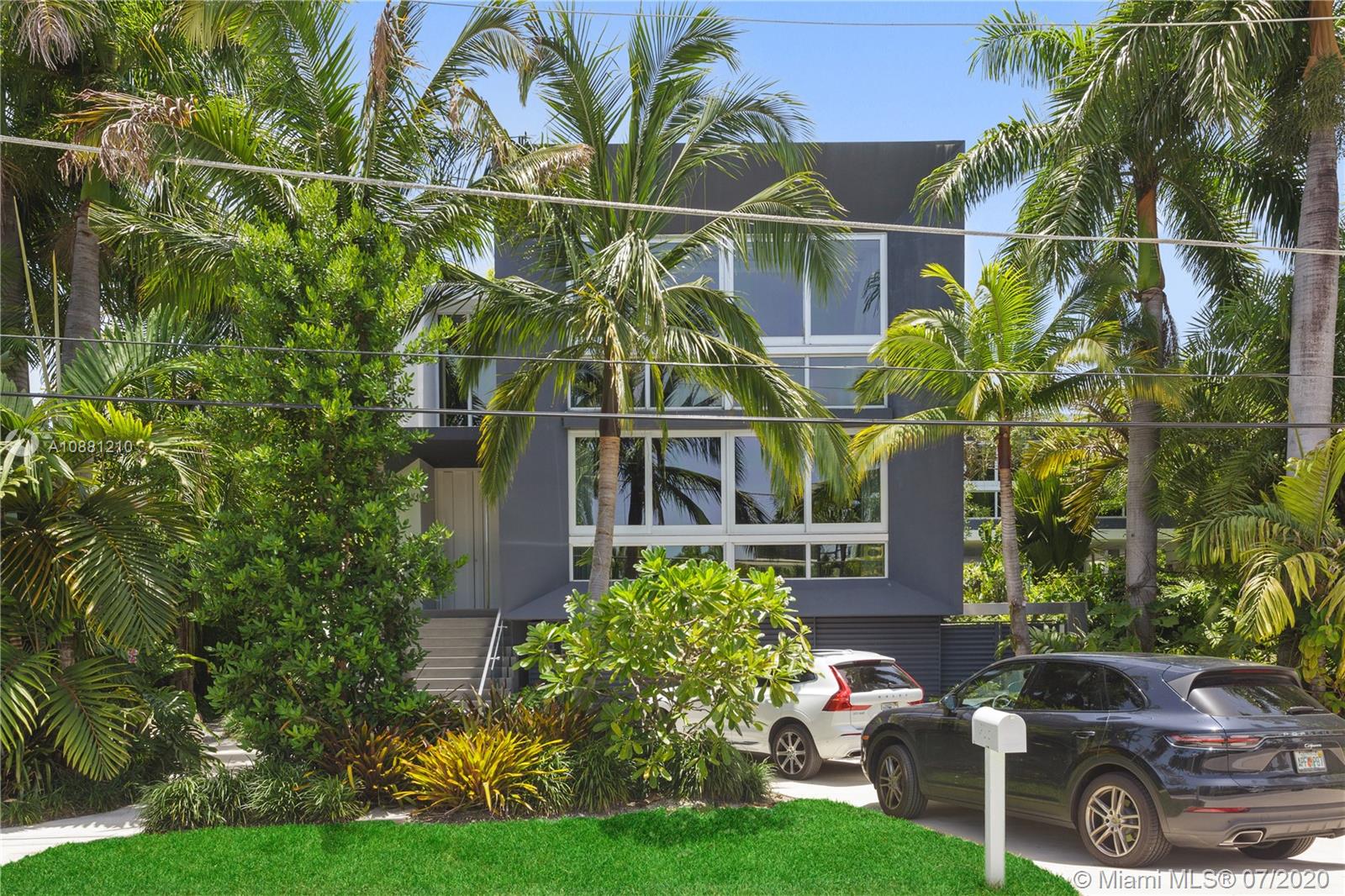 HIBISCUS ISLAND - Residential