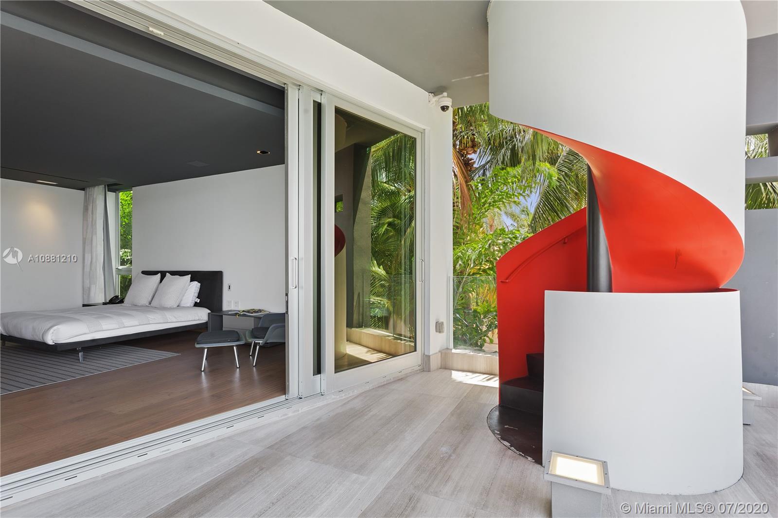 HIBISCUS ISLAND - Residential