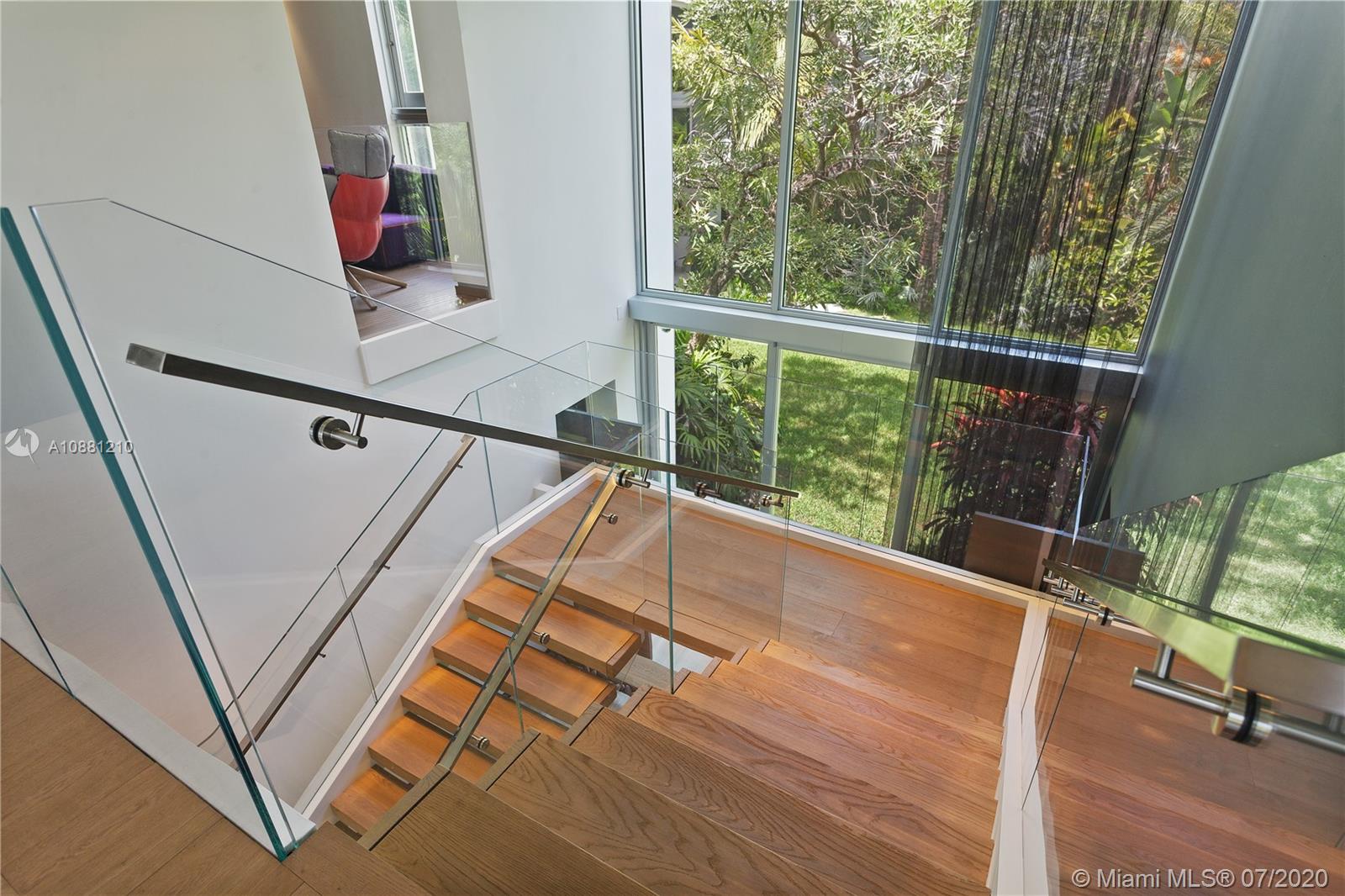 HIBISCUS ISLAND - Residential
