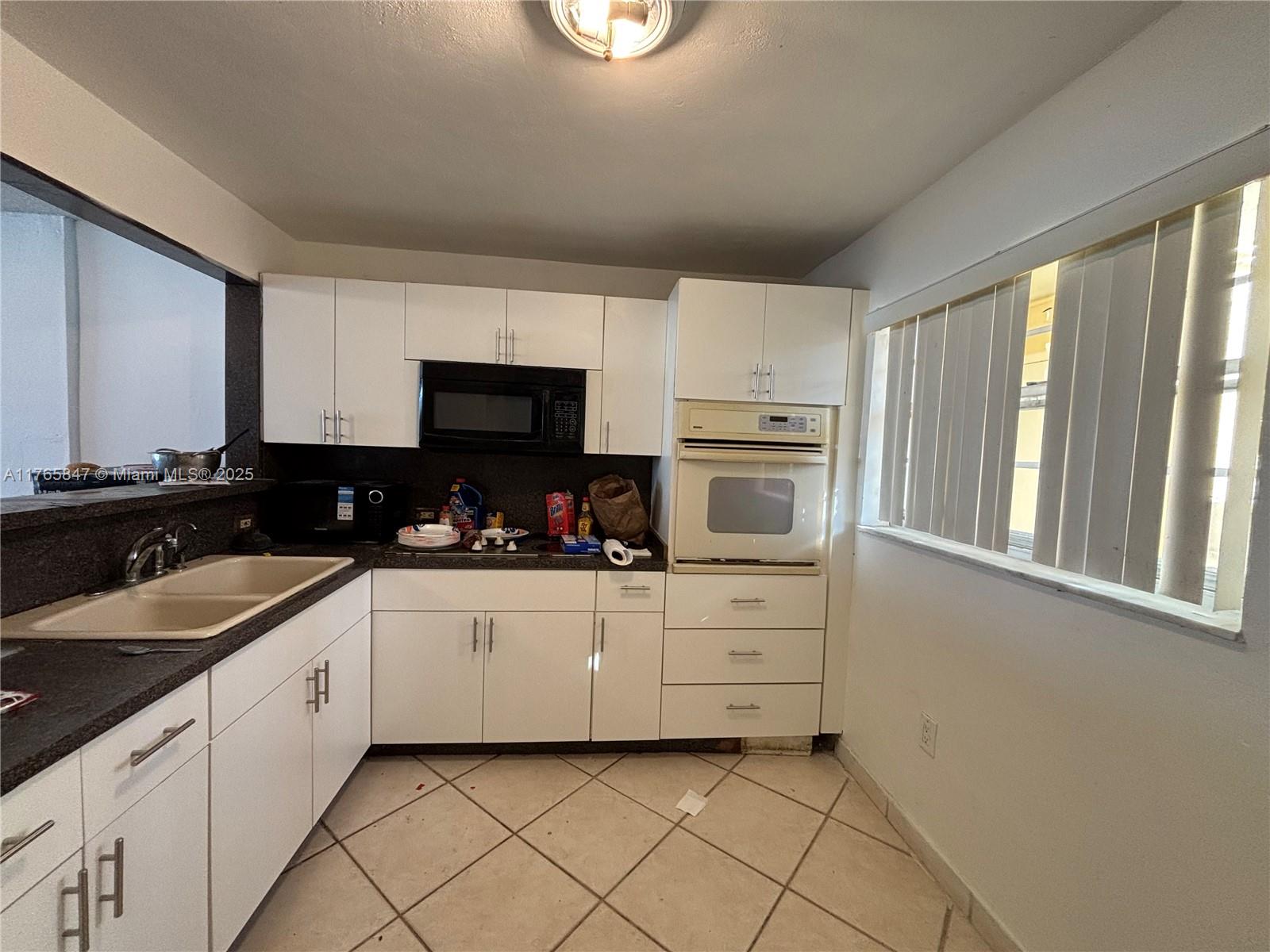 7900 Tatum Waterway Dr 413
