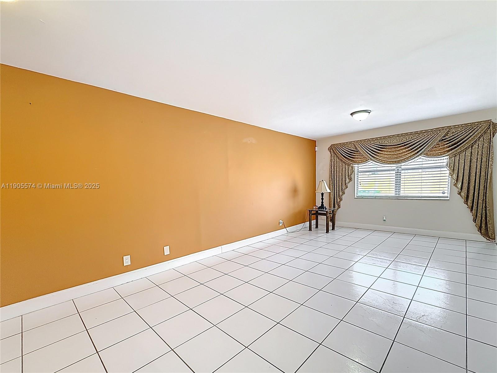 SUNRISE TOWNE PREFERRED 3 - Residential Lease