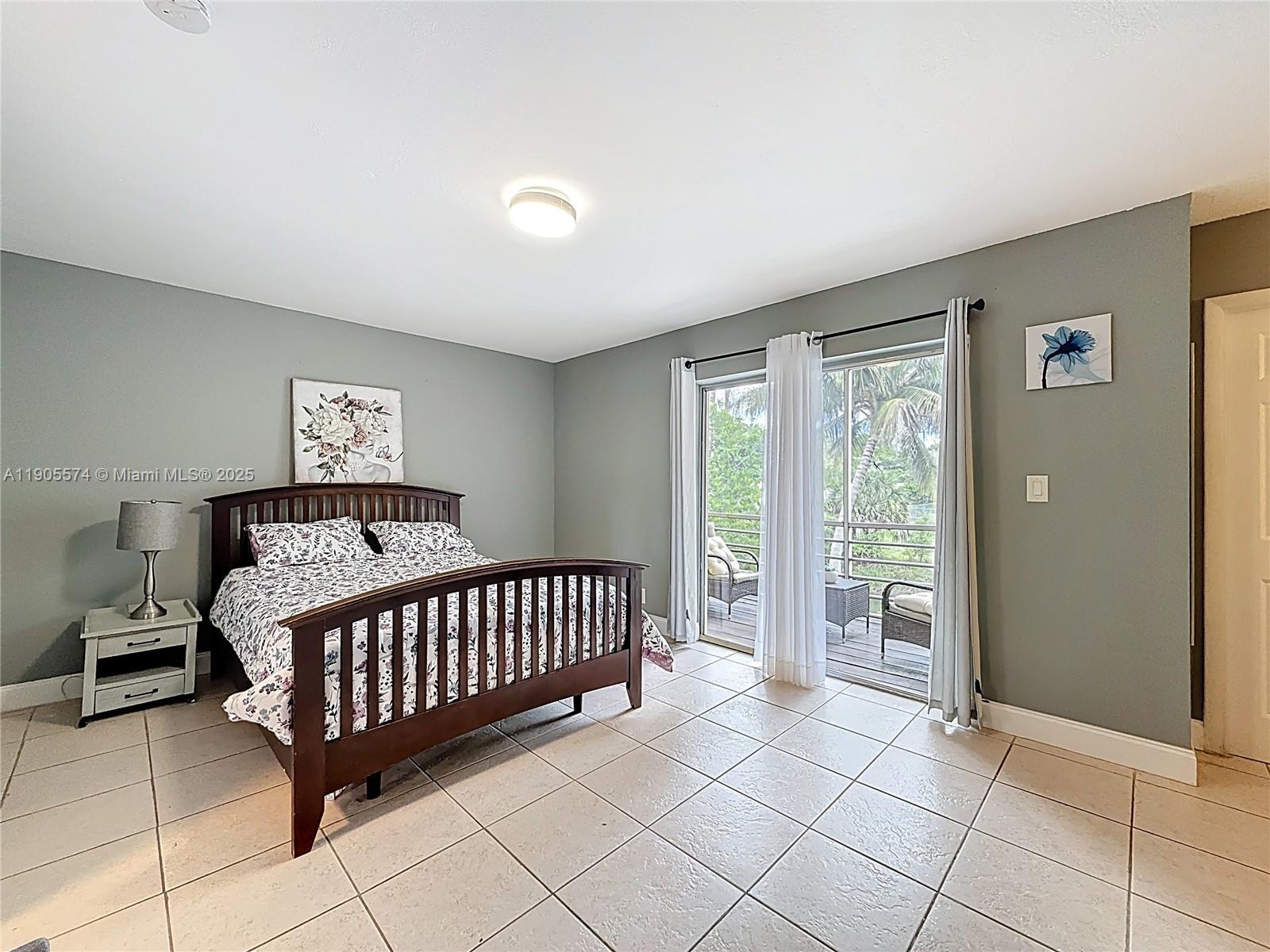 SUNRISE TOWNE PREFERRED 3 - Residential Lease