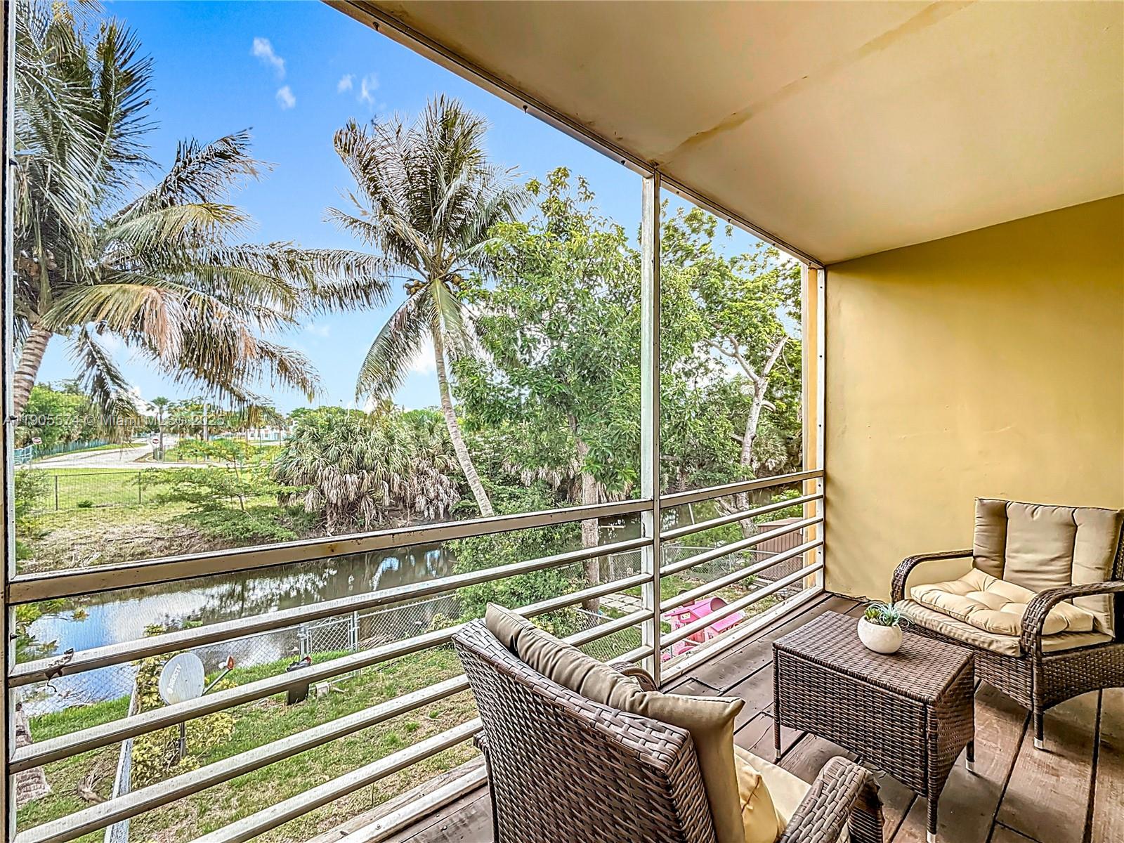 SUNRISE TOWNE PREFERRED 3 - Residential Lease