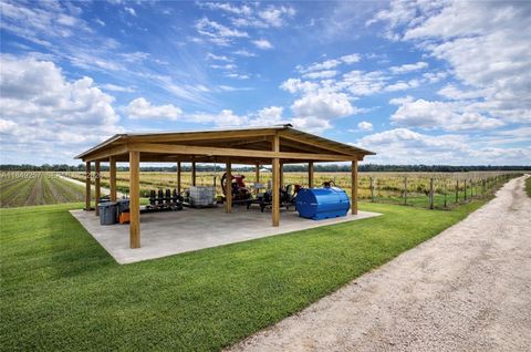 595 N HEADER CANAL ROAD Fort Pierce FL 34945