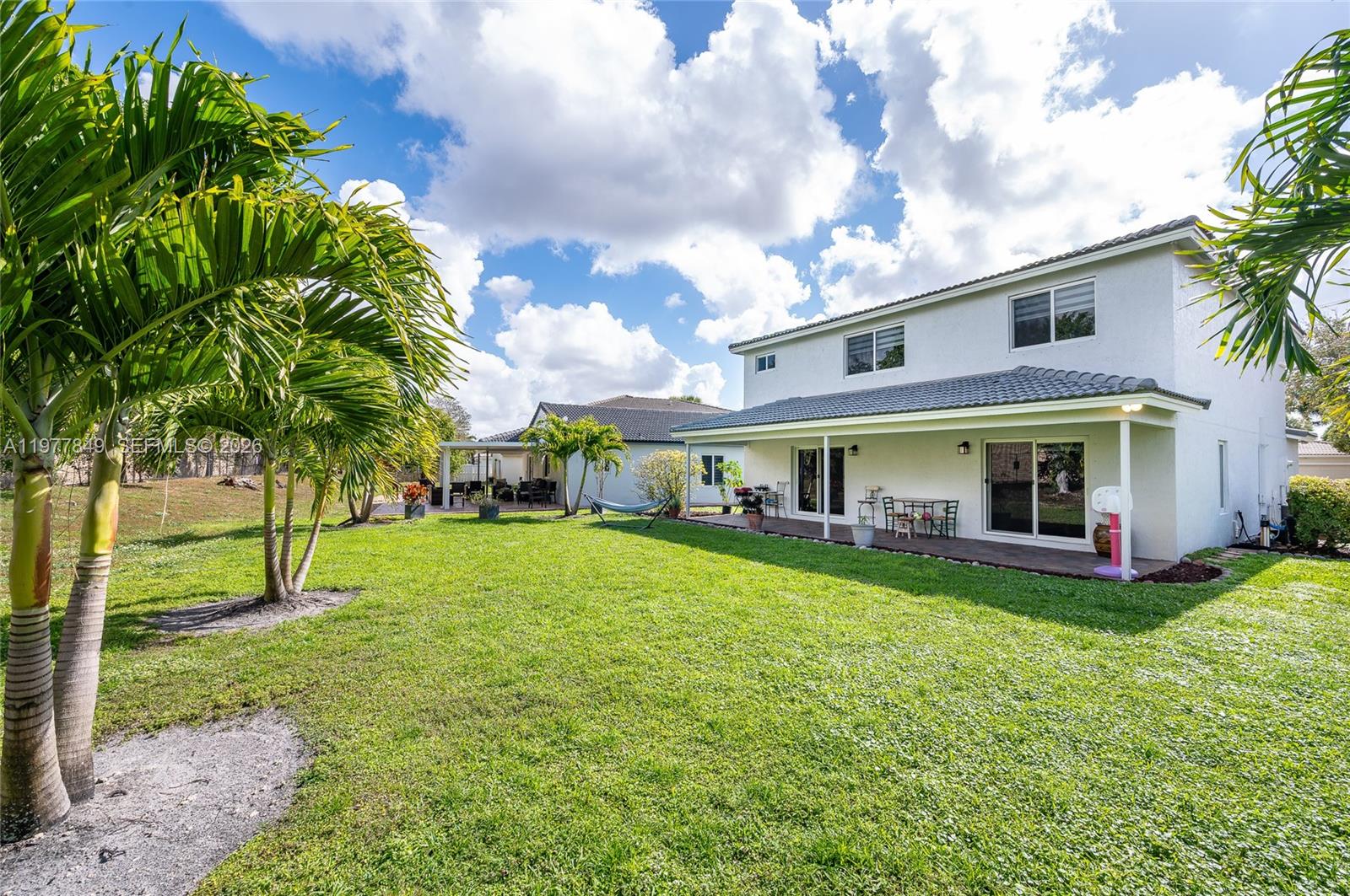 SILVER FALLS - Residential