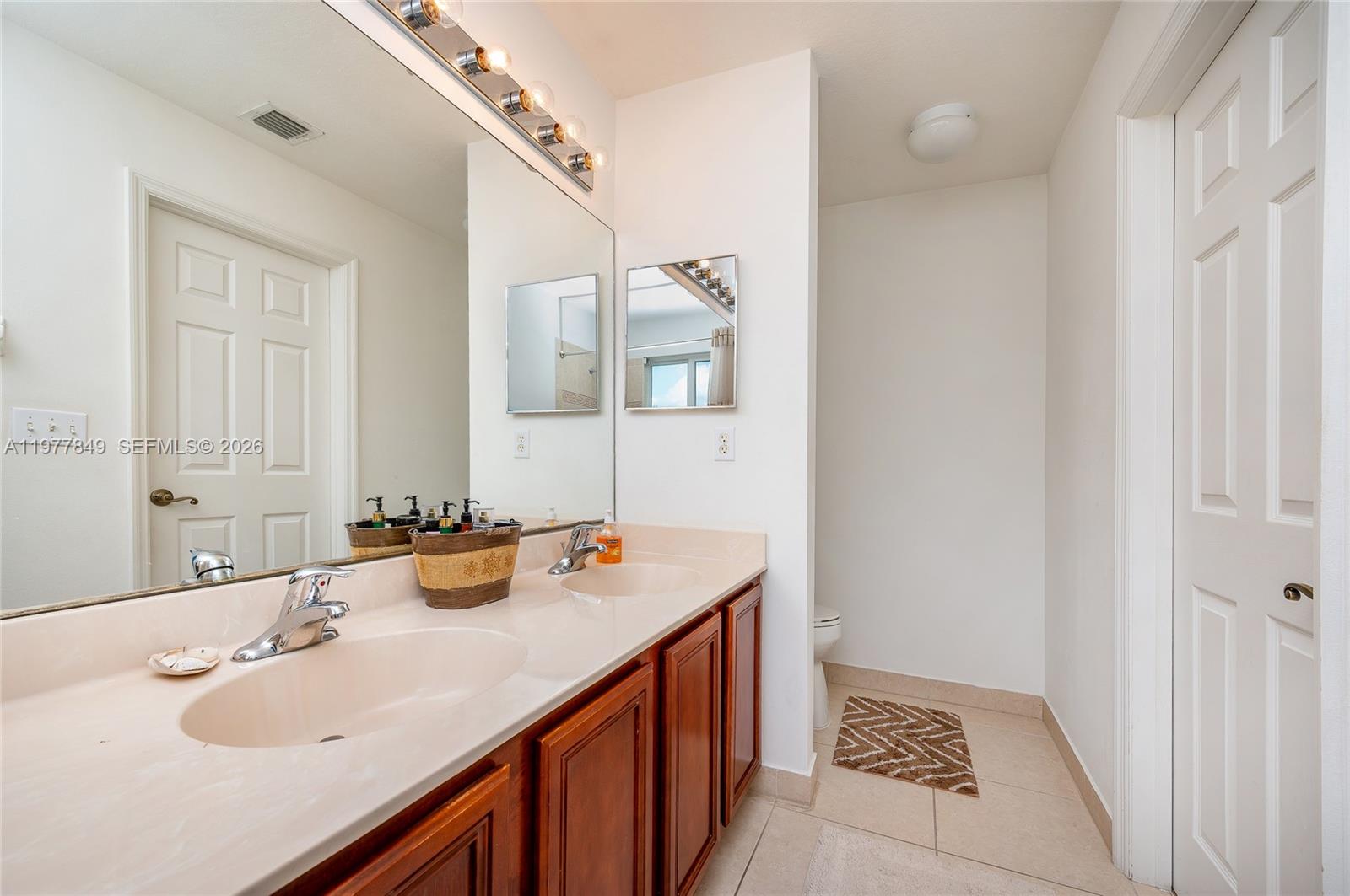 SILVER FALLS - Residential