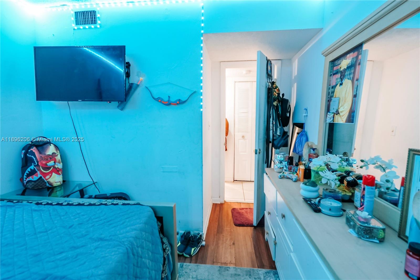 LAKE POINTE CONDOMINIUM - Residential