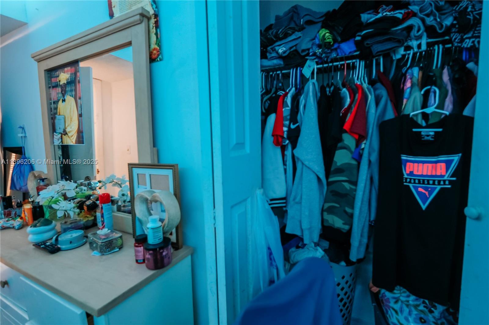 LAKE POINTE CONDOMINIUM - Residential