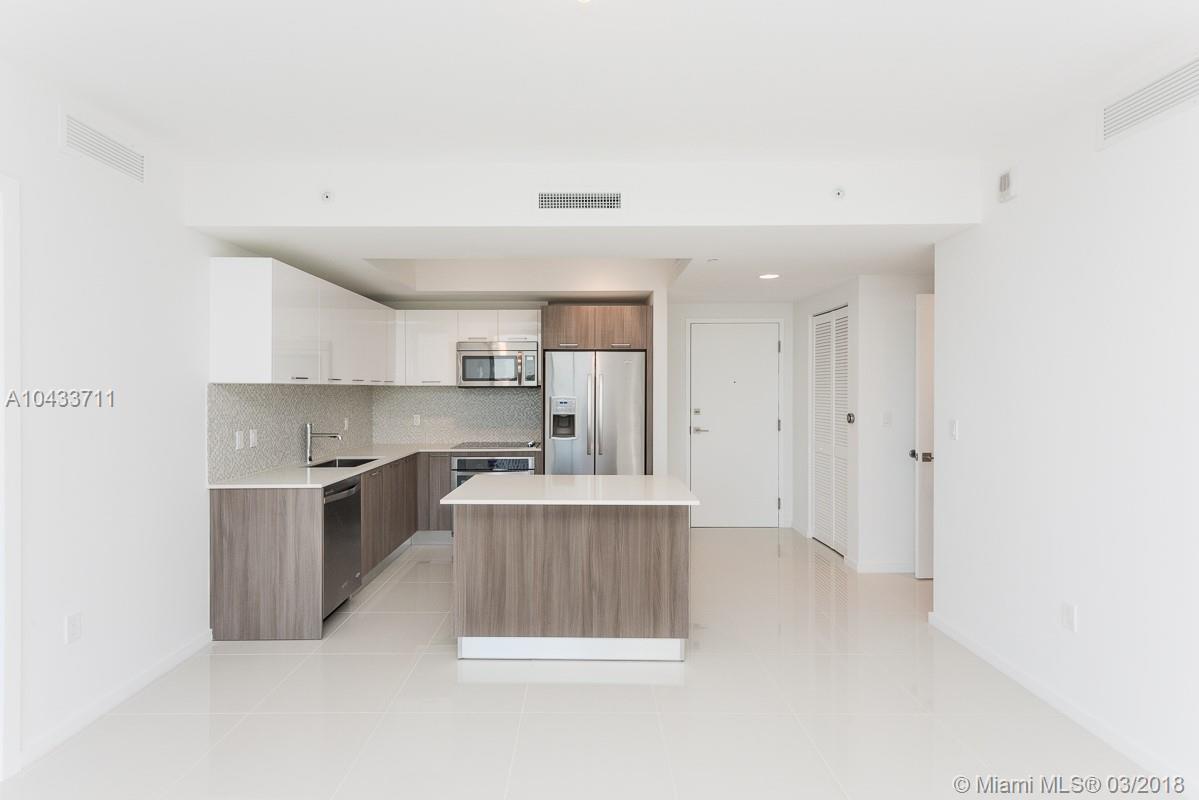 PASEO DOWNTOWN DORAL - Residential Lease