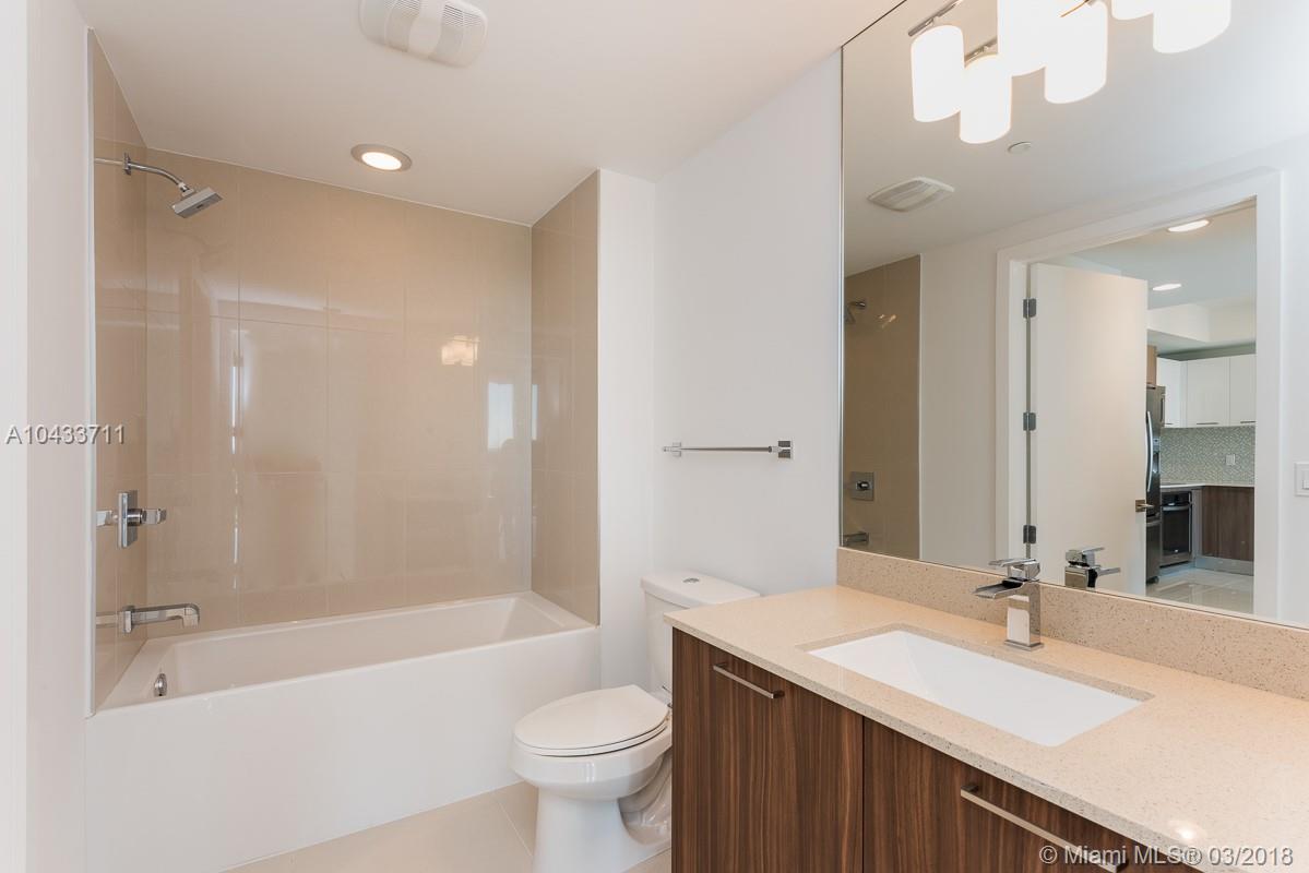 PASEO DOWNTOWN DORAL - Residential Lease