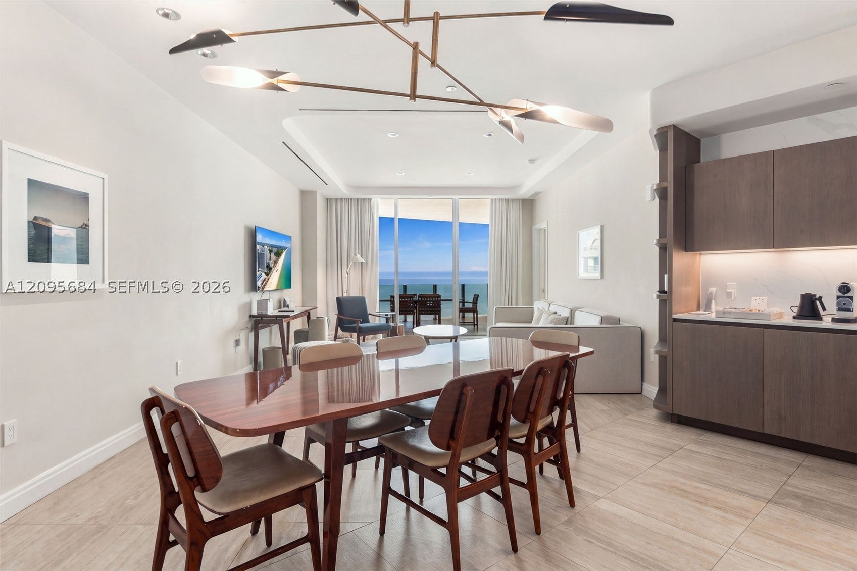 525 N Fort Lauderdale Beach Blvd 1504, Fort Lauderdale, FL, 33304/$3,499,000 2 525 N Fort Lauderdale Beach Blvd 1504