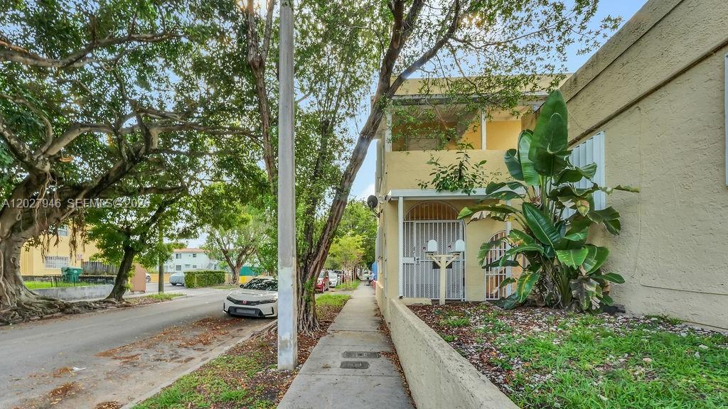 LAWRENCE ESTATES LAND COS - Residential Income