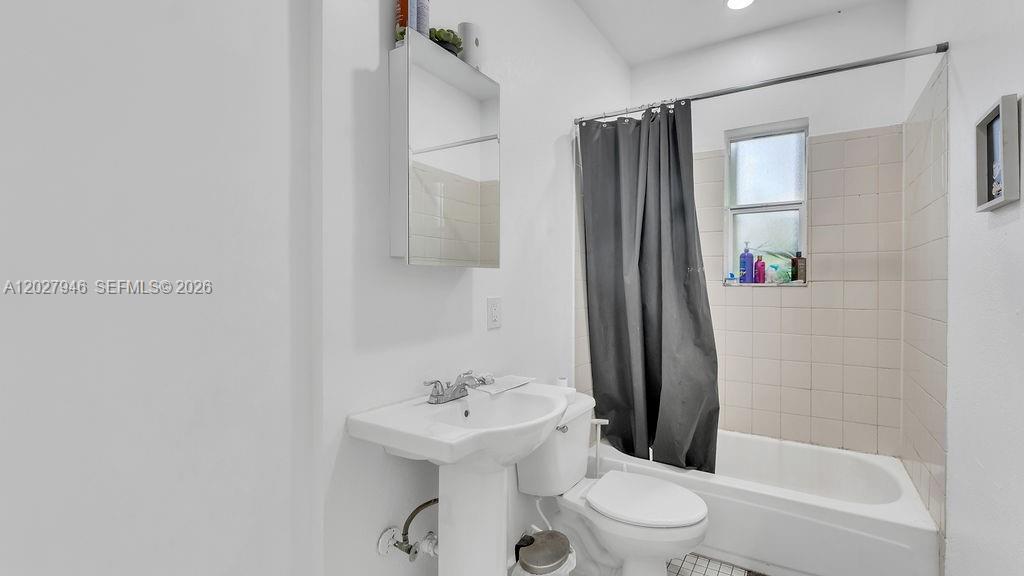 LAWRENCE ESTATES LAND COS - Residential Income
