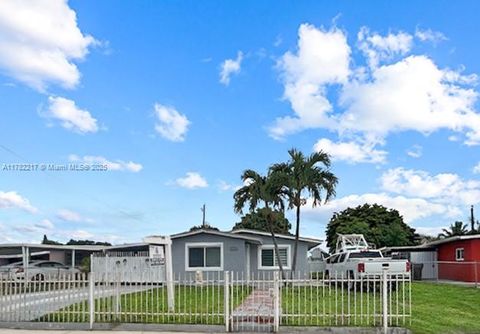 871 SE 4th Pl Hialeah FL 33010
