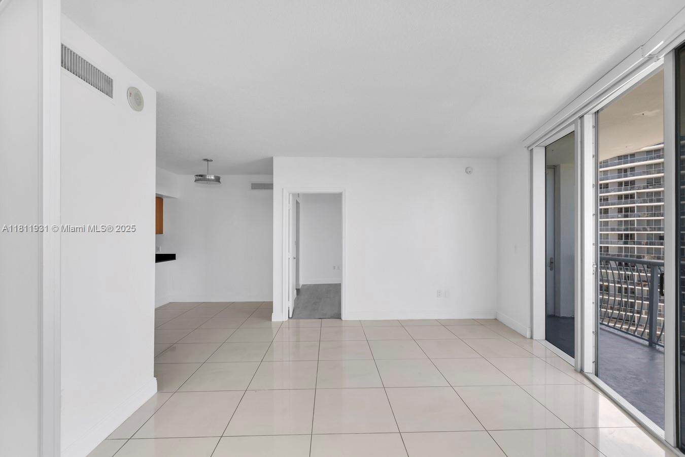 OPERA TOWER CONDO - Residential