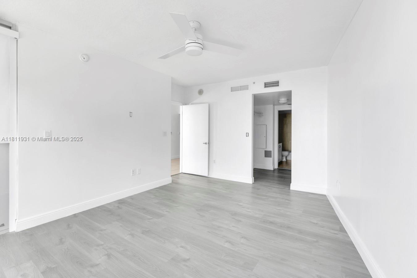 OPERA TOWER CONDO - Residential