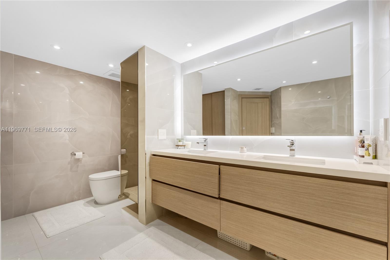 TERRACES NORTH TURNBERRY - Residential Lease