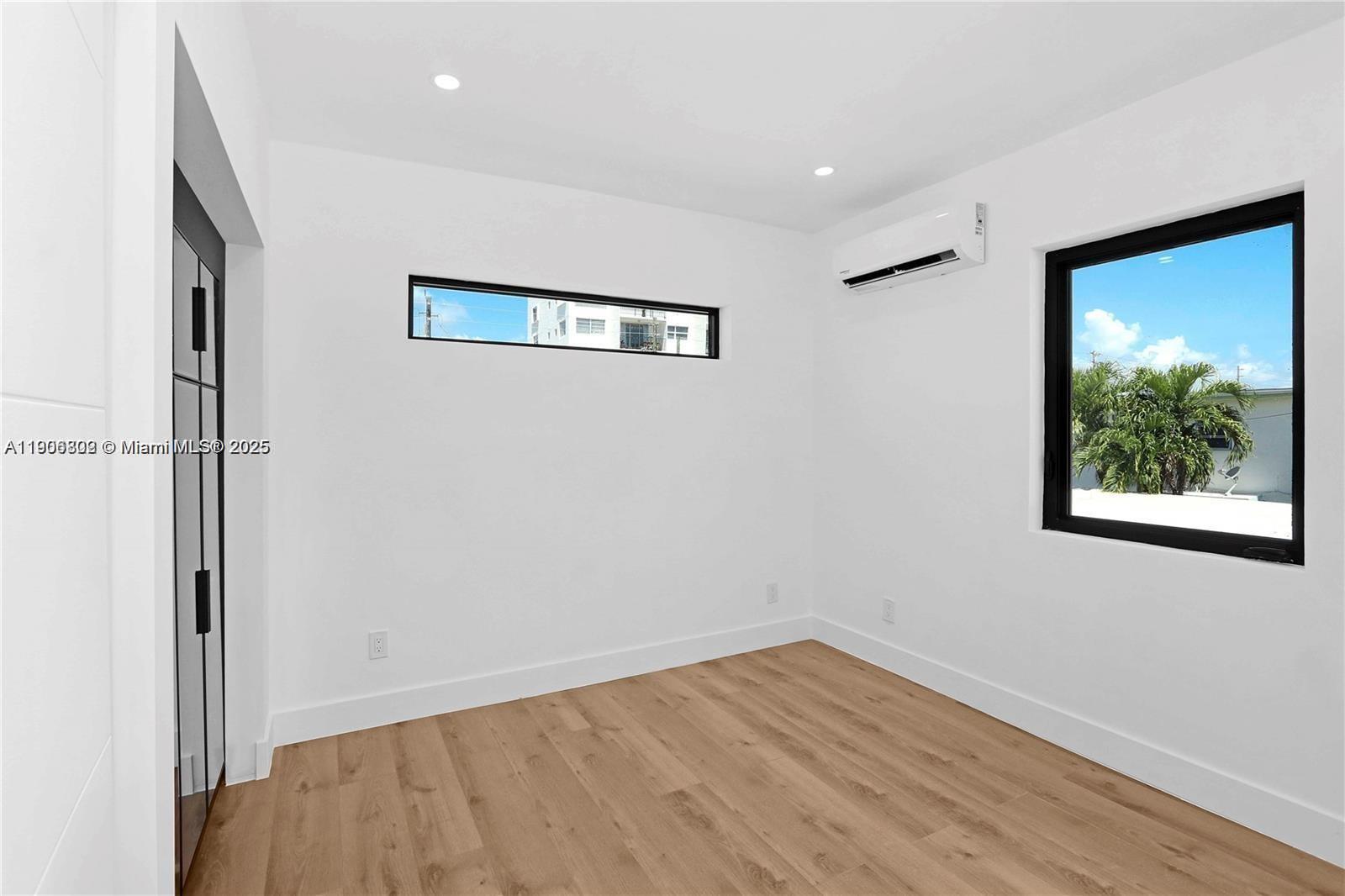 ALTOS DEL MAR NO 3 - Residential Lease