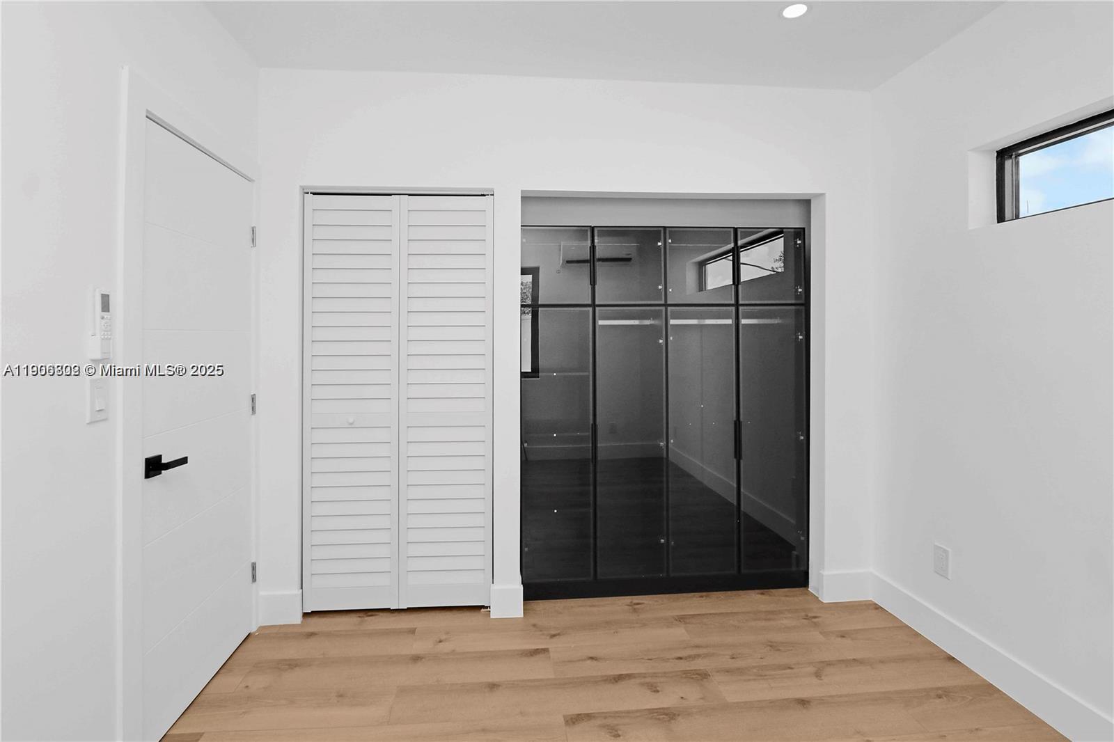 ALTOS DEL MAR NO 3 - Residential Lease