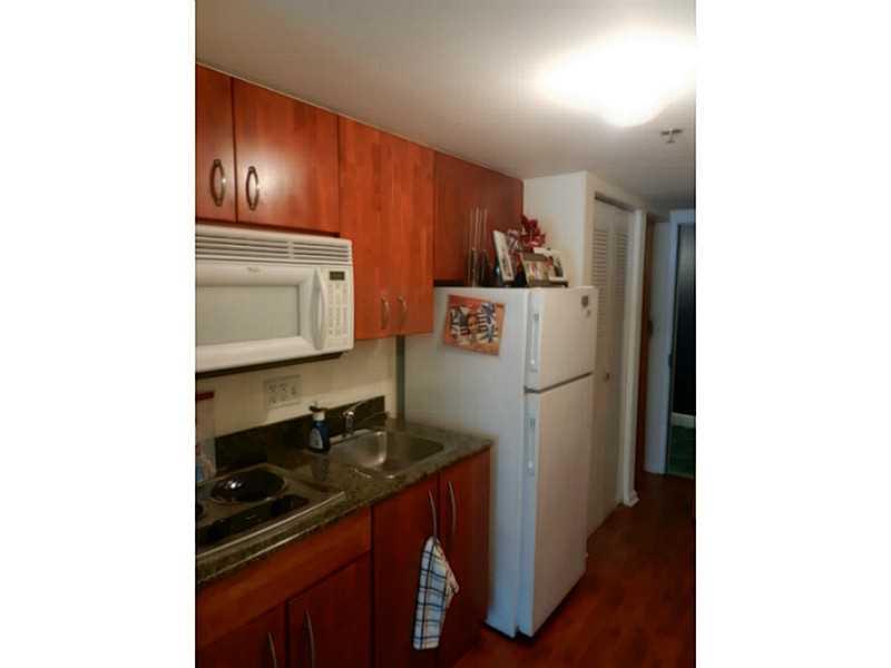 PLAZA CONDO - Residential Lease