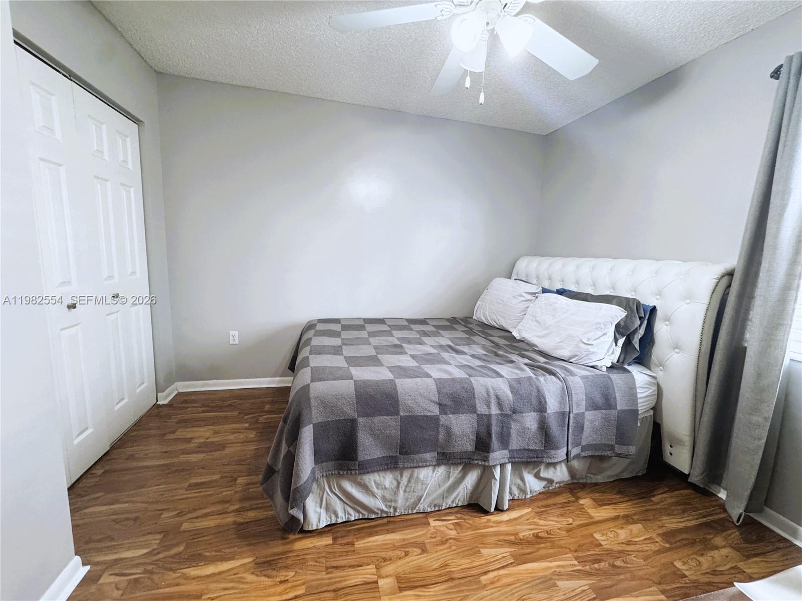 MARINA REAL CONDO NO 6 - Residential