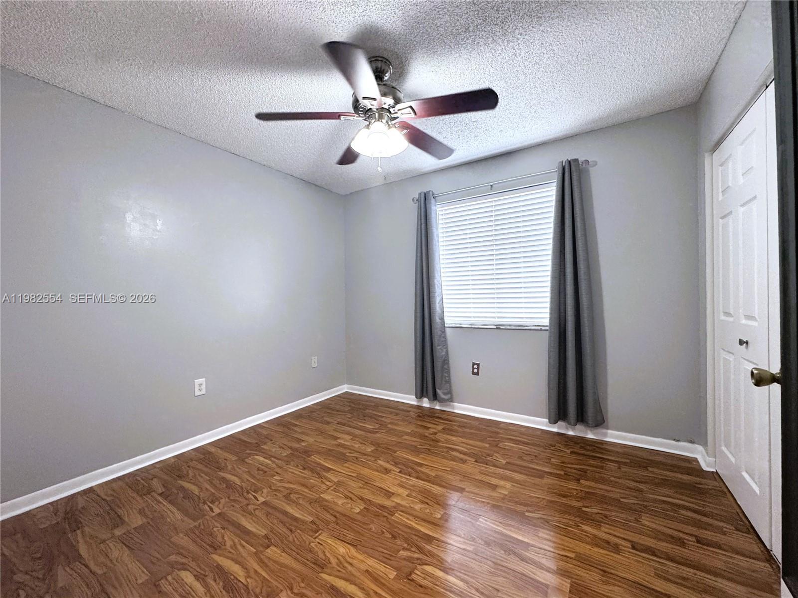 MARINA REAL CONDO NO 6 - Residential