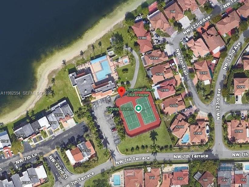 MARINA REAL CONDO NO 6 - Residential