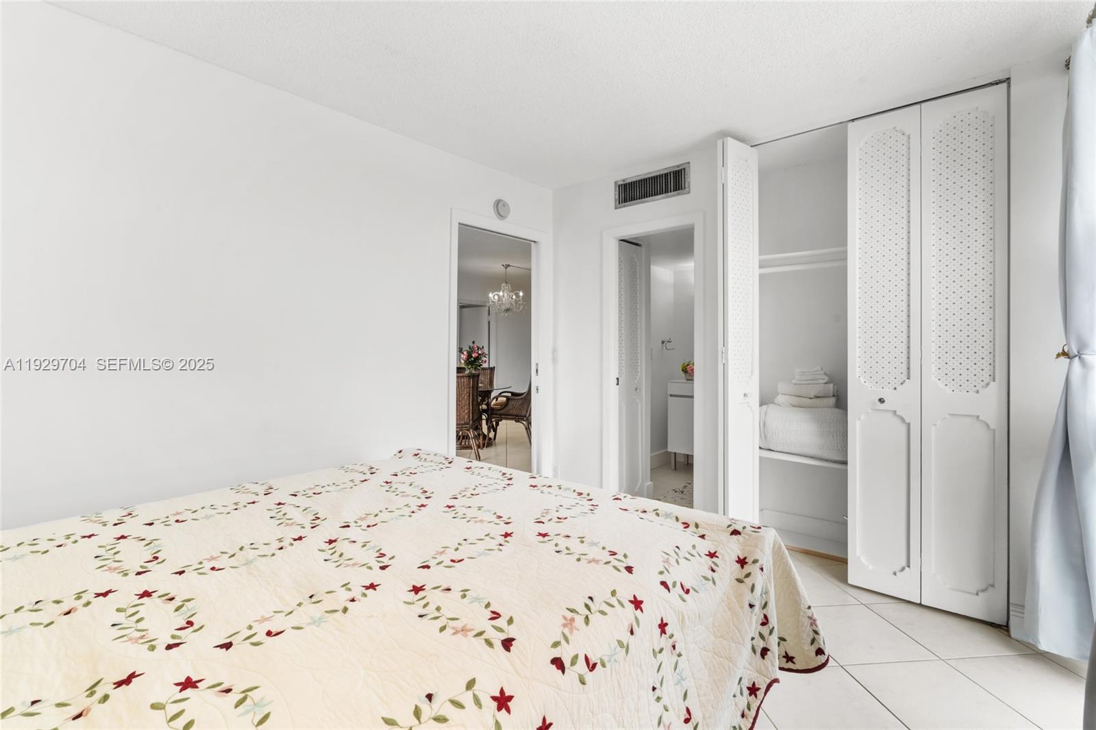 ENSENADA CONDO BLDG E-II - Residential Lease