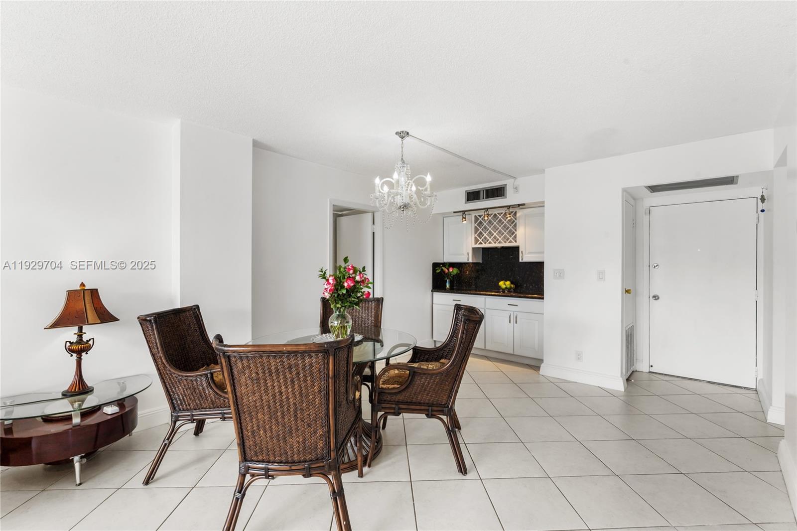 ENSENADA CONDO BLDG E-II - Residential Lease