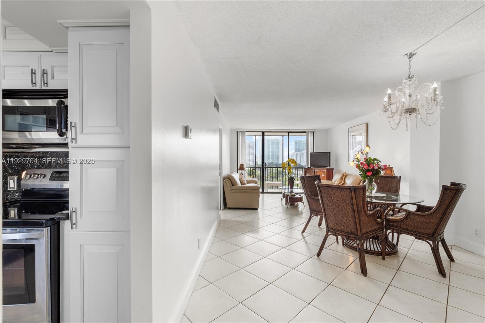 ENSENADA CONDO BLDG E-II - Residential Lease