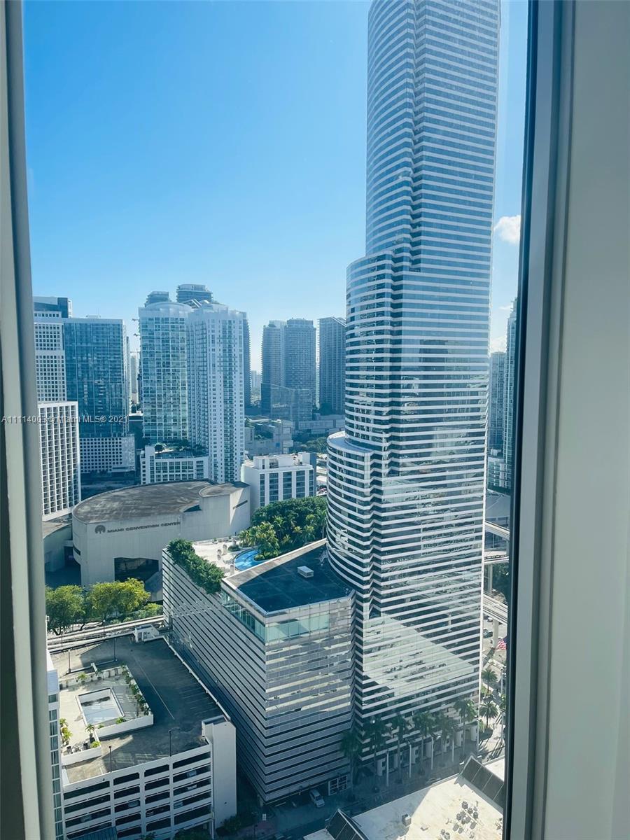 CENTRO CONDO - Residential