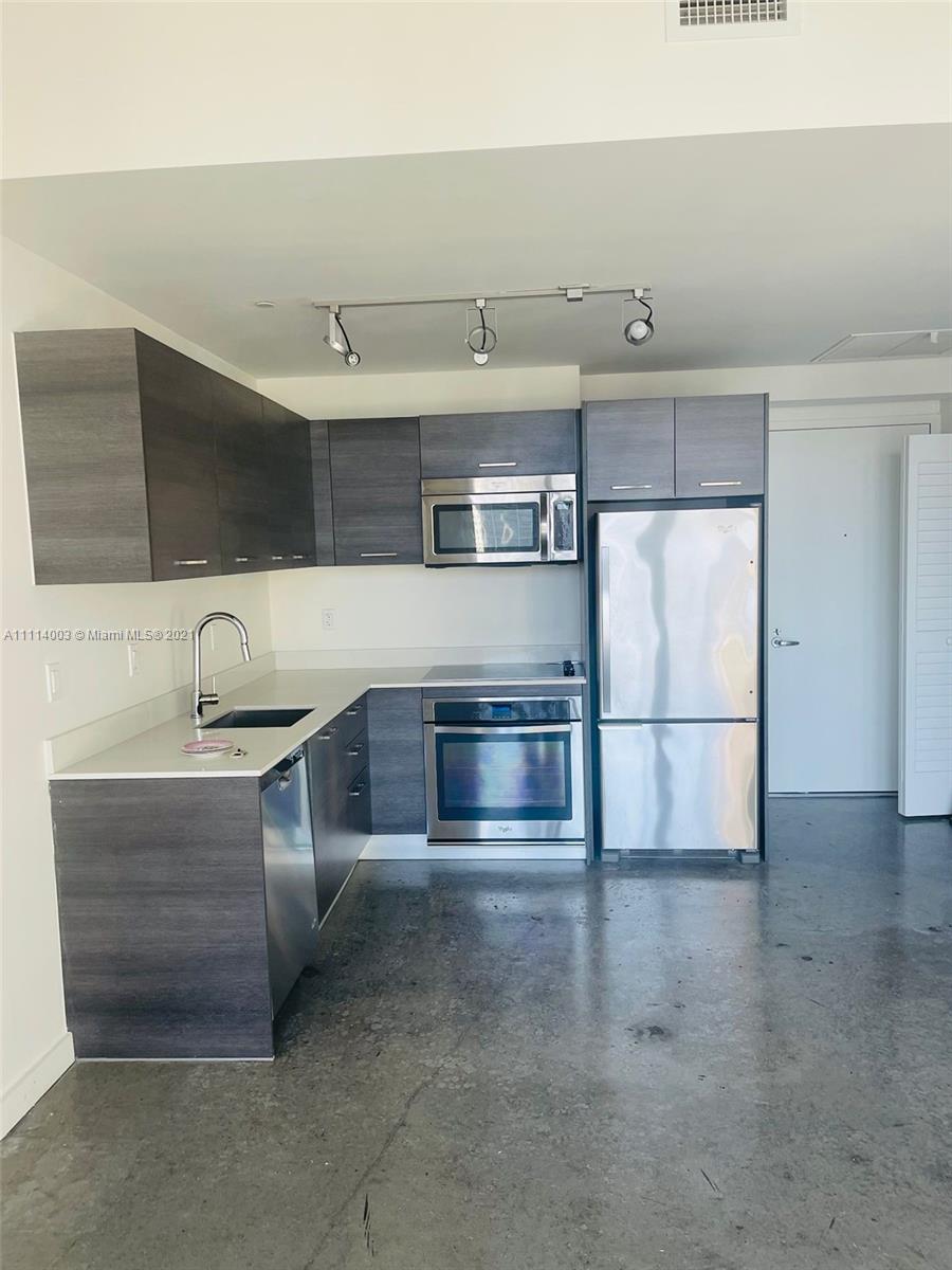CENTRO CONDO - Residential